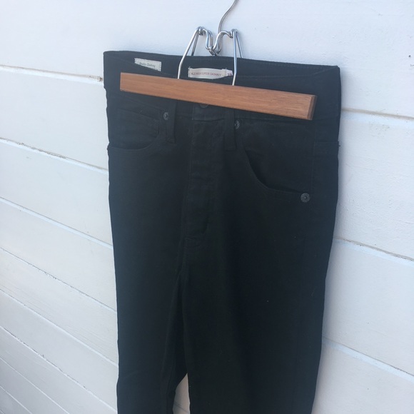 Levi Jeans - Picture 2 of 4